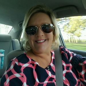 Meet your Posher, Kim